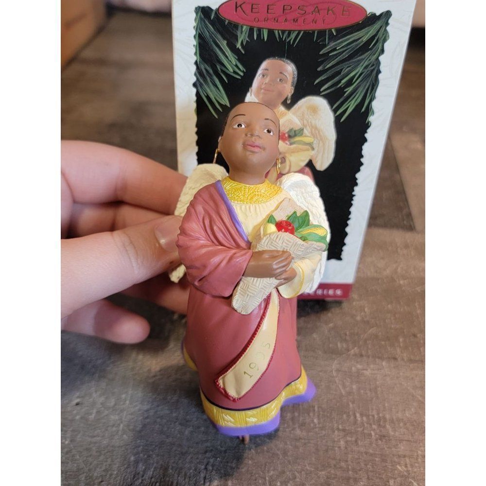 Hallmark 1995 a celebration of angels ornament Xmas decor